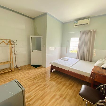 Bed and Breakfast Nha Nghi Y Vy Phú Quốc Exterior foto