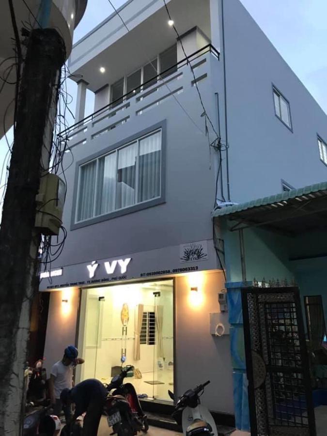 Bed and Breakfast Nha Nghi Y Vy Phú Quốc Exterior foto