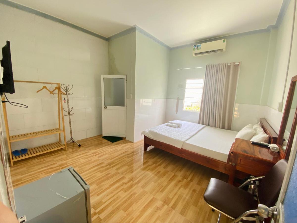 Bed and Breakfast Nha Nghi Y Vy Phú Quốc Exterior foto